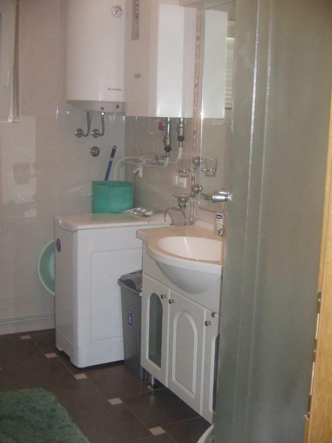 Apartman Karla Apartment ซริกเวนิซา ภายนอก รูปภาพ